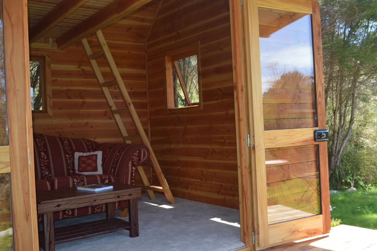 Sunrise Cabin At First Light Rangihaeata Retreat Takaka Exteriér fotografie